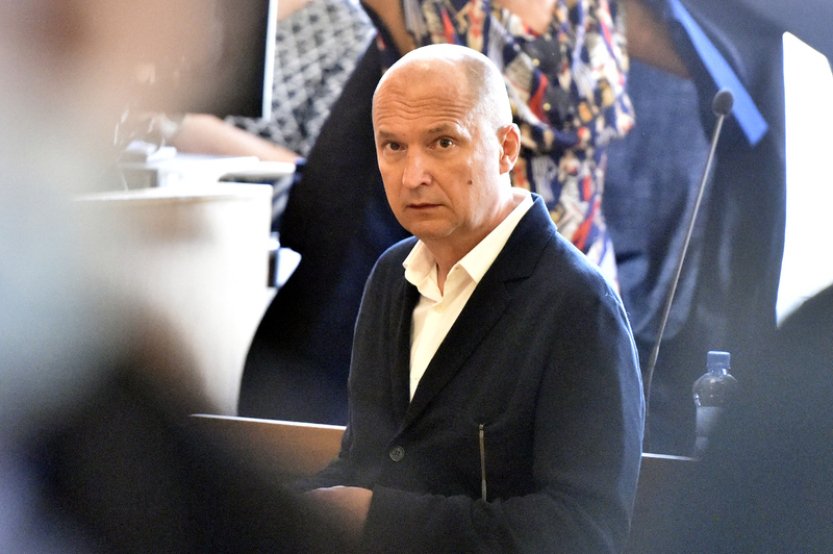 Vrchní soud v neveřejném jednání zrušil rozsudek v kauze Stoka