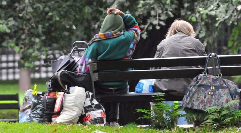 Armáda spásy odmítla trestní postih bezdomovectví, volá po lepší podpoře bydlení