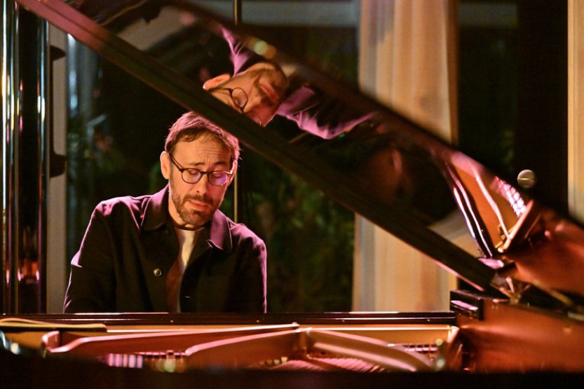 Ve skleněném pokoji brněnské vily vystoupil pianista Herman, zakončil JazzFest