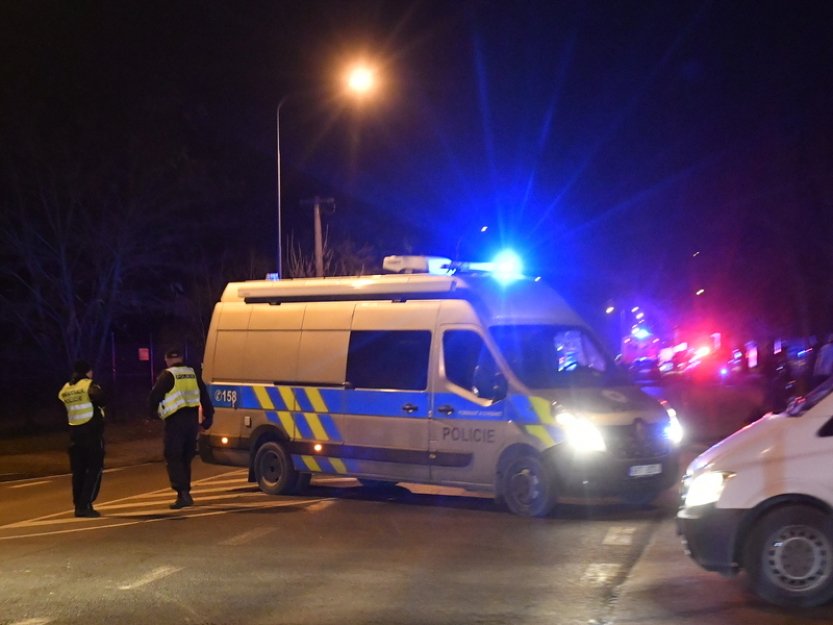 Ohlášenou střelbu na ZČU policie vyšetřuje jako šíření poplašné zprávy