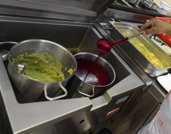 Jihočeské on-line tržiště potravin pro školy chce MZe využít i v jiných krajích