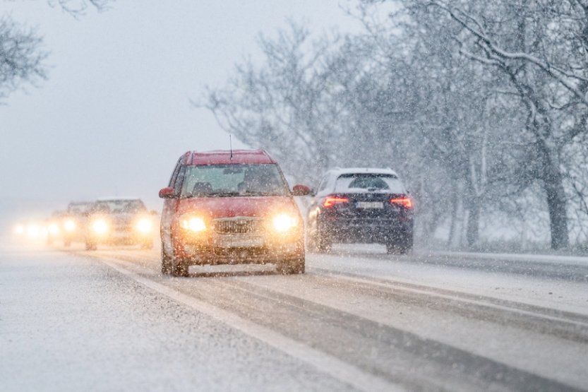 V ČR napadne až 25 cm sněhu, ráno komplikovalo sněžení dopravu na severu Čech