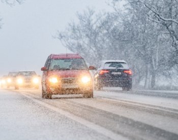 V ČR napadne až 25 cm sněhu, ráno komplikovalo sněžení dopravu na severu Čech