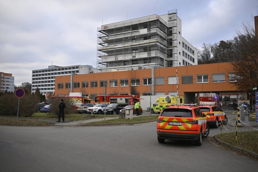 Policie vyšetřuje požár ve zlínské nemocnici jako obecné ohrožení z nedbalosti