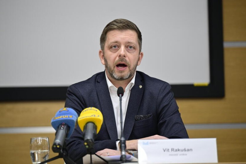 Vláda připravuje program ke snížení násilí na dětech