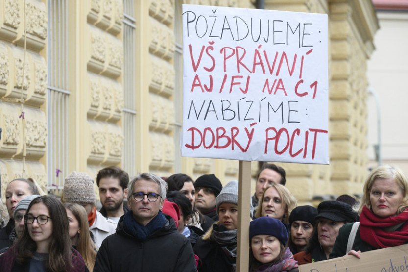Zaměstnanci ministerstva spravedlnosti kritizují rozpočet, hovoří o mstě