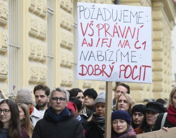 Zaměstnanci ministerstva spravedlnosti kritizují rozpočet, hovoří o mstě