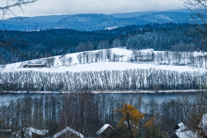 Na předvánoční víkend se mírně ochladí, sněžit může nejen na horách