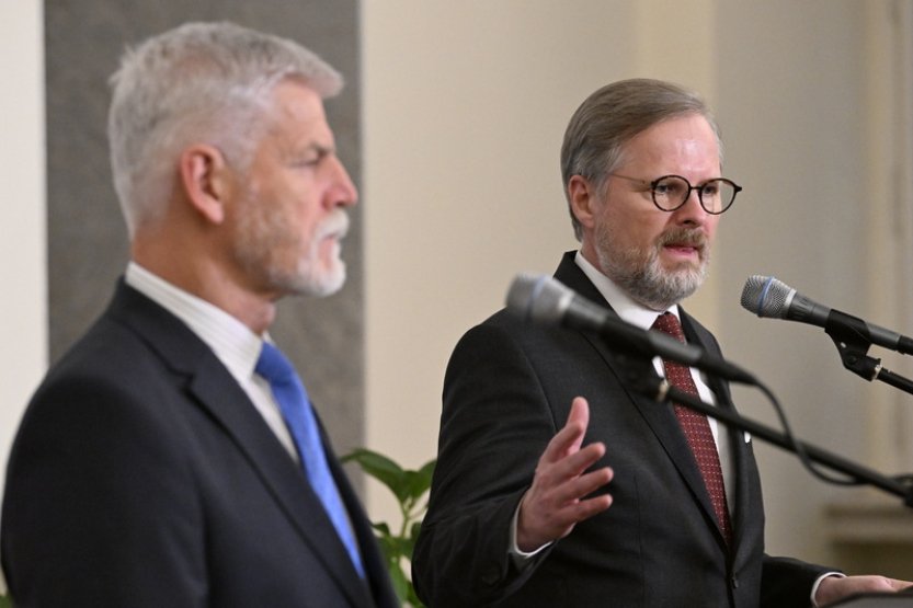Fiala bude s Pavlem jednat o plánech vlády či zahraniční politice