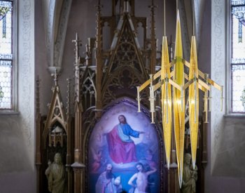 Vánočním koncertem dnes začala sbírka na nové lustry pro v kostel v Zákupech