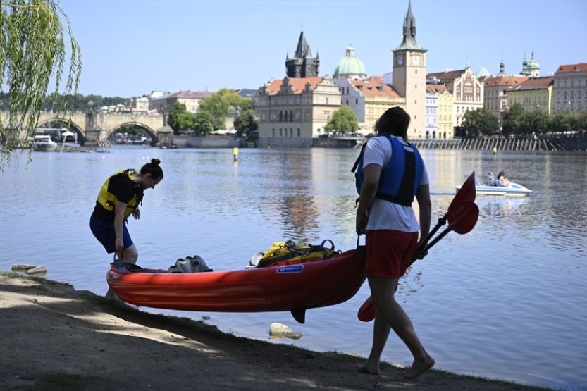 Loňský rok v ČR byl nejteplejší od r. 1961, v Klementinu za 250 let