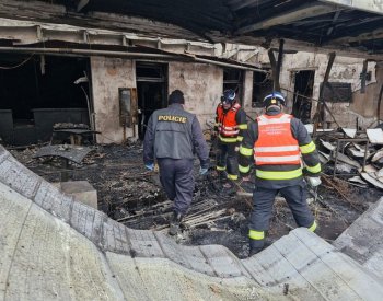 Policie vyšetřuje požár ústecké pizzerie pro podezření z obecného ohrožení