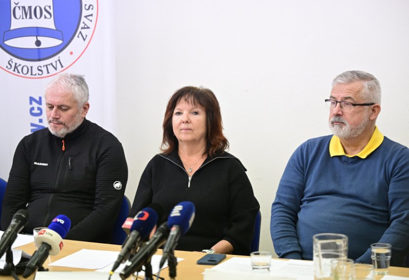 Školské odbory kritizují návrh změny financování nepedagogů