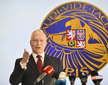 Šéf BIS: Volby budou cílem zájmu dezinformačních platforem
