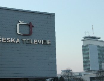 Sněmovna má opět jednat o růstu poplatků za ČT a ČRo