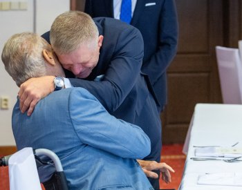 Zeman na schůzce se slovenským ministrem vyjádřil podporu Ficovi