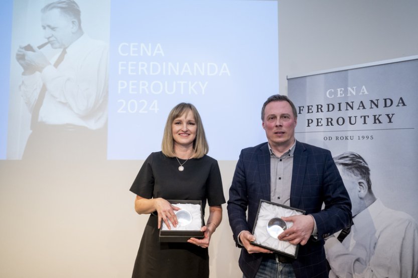 Peroutkovy ceny získali moderátorka Bastlová a investigativec Vagovič
