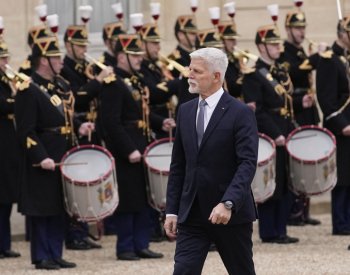 Pavel jako jeden z mála státníků vystoupí v panelu na summitu o AI v Paříži