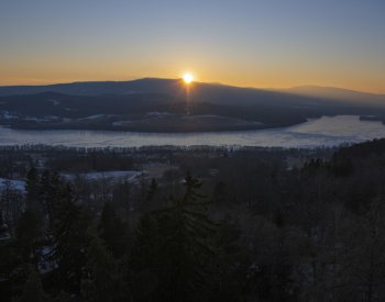 Noc na dnešek byla opět mrazivá, ale už ne tak jako ve středu