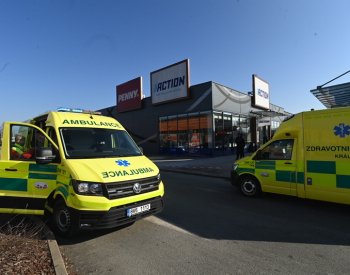 Policie: Mladík v Hradci si asi oběti vybral náhodně