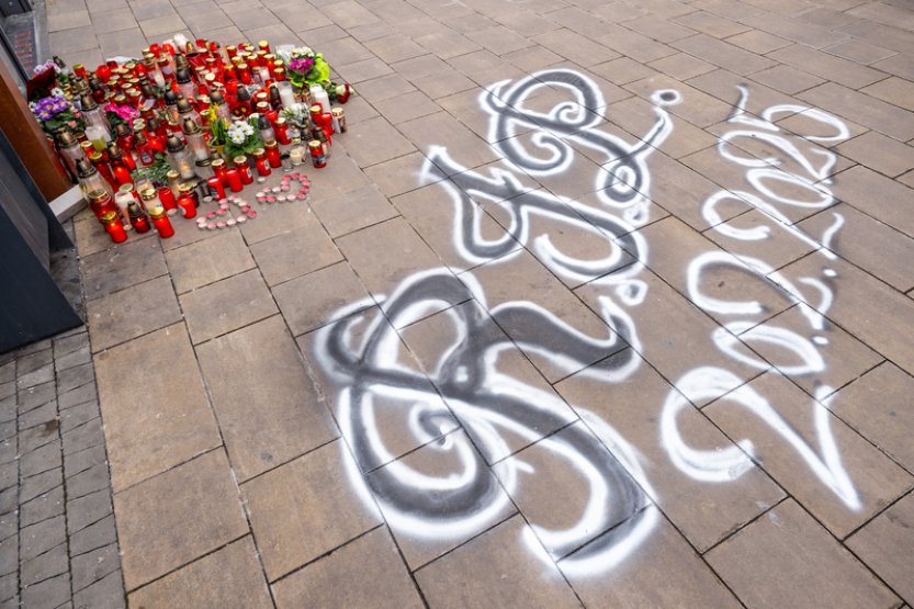 Soud by mohl dnes rozhodnout o vazbě pro mladíka obviněného z vraždy