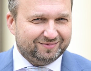 MPSV: ČR dala na pomoc uprchlíkům z Ukrajiny 62,5 mld. Kč, odvedli 55,5 mld. Kč