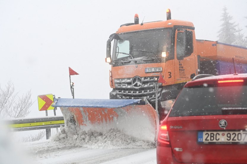 Koncem týdne se ochladí, noci budou mrazivé, sněžit může i v nižších polohách