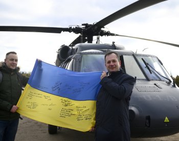 Iniciativa Dárek pro Putina vybrala 70 milionů na bojový vrtulník pro Ukrajinu