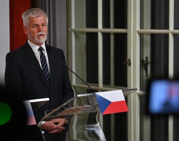 Prezident vyzval k úvahám o koalici ochotných za spravedlivý mír