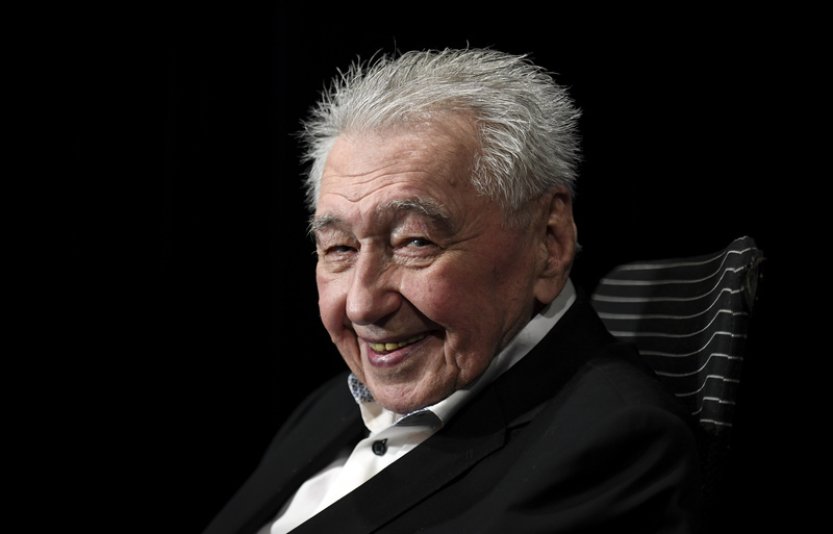 Ve věku 92 let zemřel zpěvák a herec Josef Zíma
