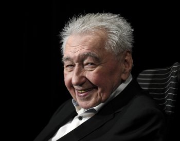 Ve věku 92 let zemřel zpěvák a herec Josef Zíma