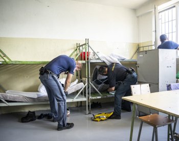 Soud v Jablonci osvobodil čtyři bývalé dozorce z věznice Rýnovice