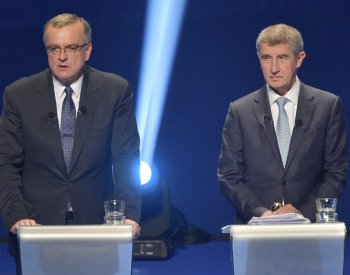 ÚS vyhlásí, jak rozhodl o stížnosti Babiše, jenž se musel omluvit Kalouskovi