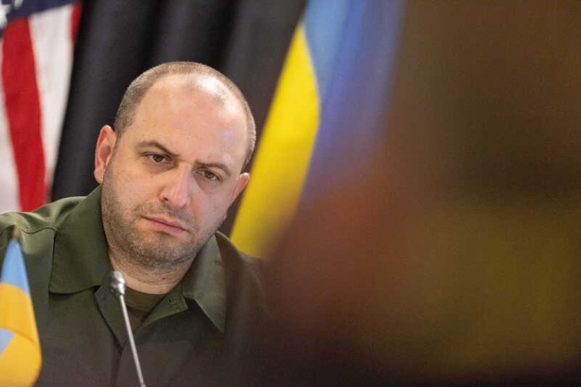 Do Prahy dnes přijede ukrajinský ministr obrany, sejde se s Černochovou