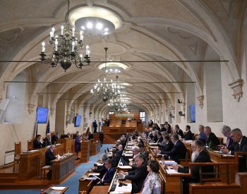 Senát bude rozhodovat o zvýšení benefitů pro vojáky z povolání