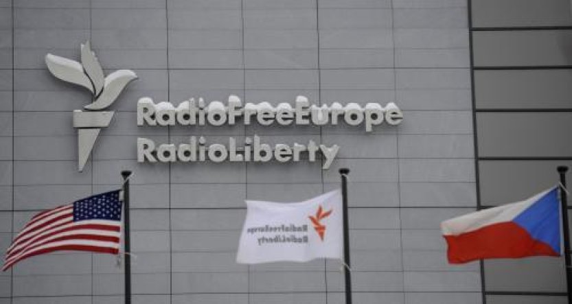 Česká vláda udělá vše pro to, aby RFE/RL mohla plnit svou misi, řekl Fiala