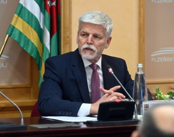 Pavel zahájí návštěvu Plzeňského kraje, navštíví laboratoř i zámek
