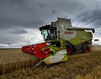 ÚS vyhlásí, jak rozhodl o návrhu na zrušení vládního nastavení dotací zemědělcům
