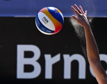 Plážové volejbalistky Hermannová se Štochlovou jsou v Brně ve čtvrtfinále