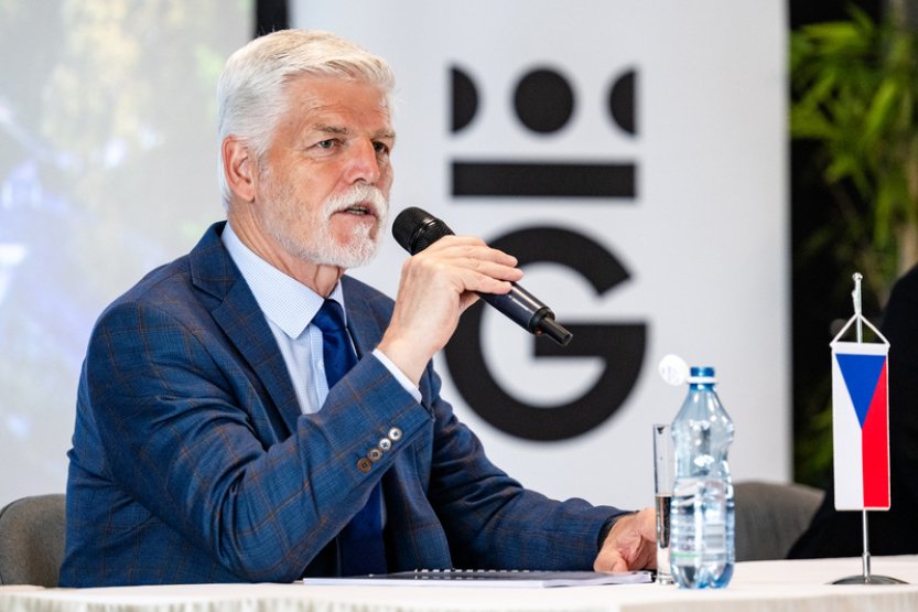 Pavel: Případné územní ústupky na Ukrajině by měly být jen dočasným řešením