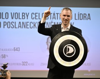 Cílem Pirátů ve sněmovních volbách bude podle Hřiba dvouciferný zisk