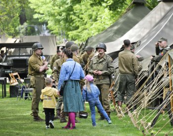 Historik: I 80 let po válce se daří objevovat neznámé příběhy