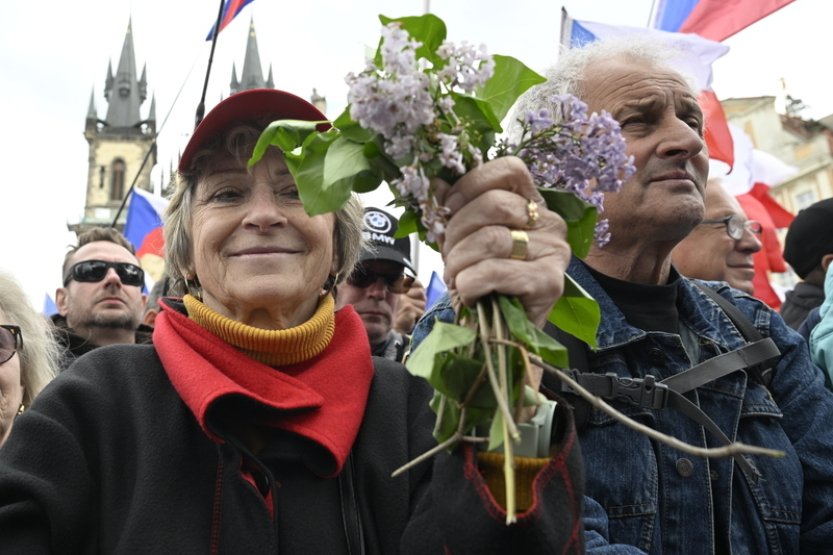 Čtyři tisíce stoupenců SPD demonstrují v Praze, Okamura vyzval ke změně vlády