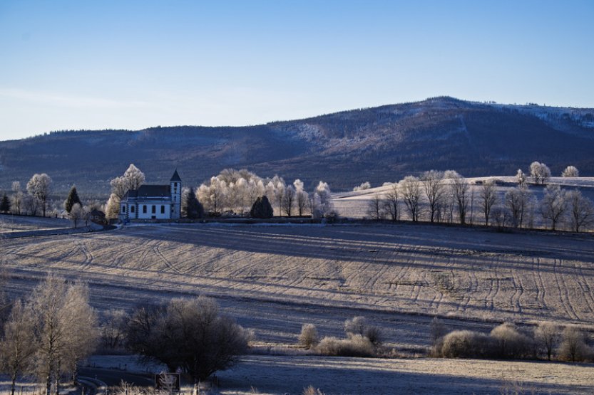 Na Šumavě klesly teploty k minus 10°C, u Kvildy bylo minus 8,7