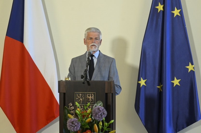 Pavel podepsal reformu sociálních podpor, nynější čtyři dávky nahradí jedna