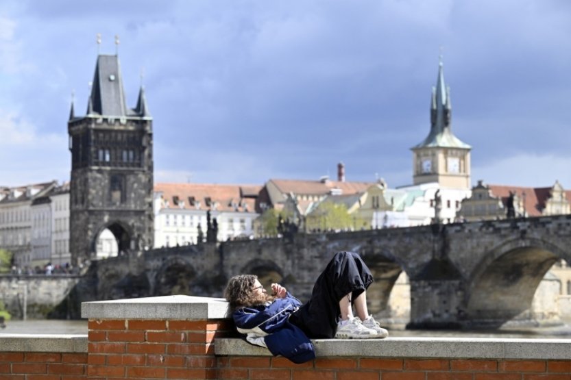 Teploty se postupně dostanou přes 20 stupňů, před víkendem se ochladí
