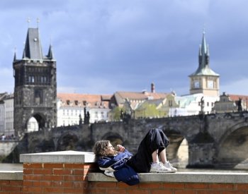 Teploty se postupně dostanou přes 20 stupňů, před víkendem se ochladí