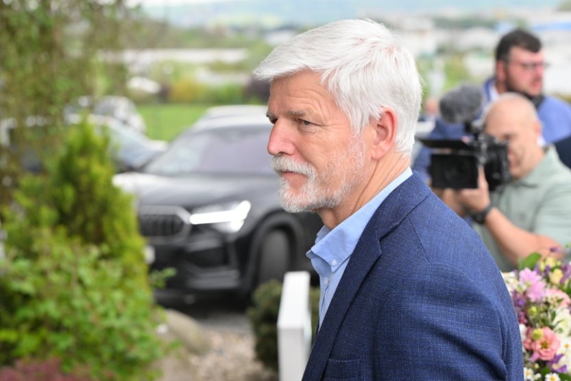 Pavel smlouvu ČR s Vatikánem zpochybnil, vláda ji hájí, ÚS rozhodne přednostně
