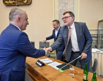 Odbory ČMKOS požadují zvýšení minimální mzdy od ledna o 2200 Kč na 19.500 Kč