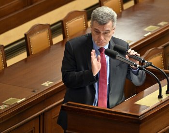 Sněmovna bude příští čtvrtek jednat na žádost ANO o bitcoinech a Blažkovi